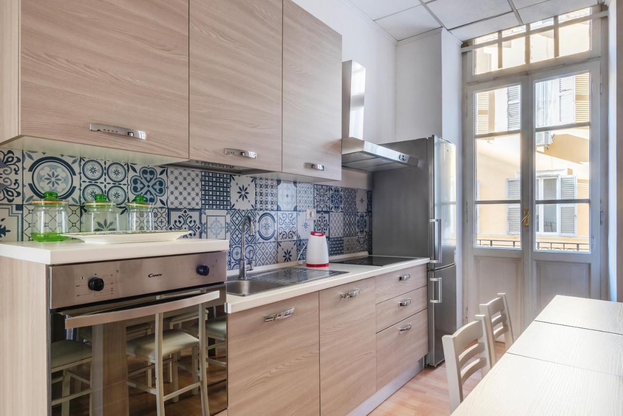 Residence Borgognoni Apartments Roma Dış mekan fotoğraf