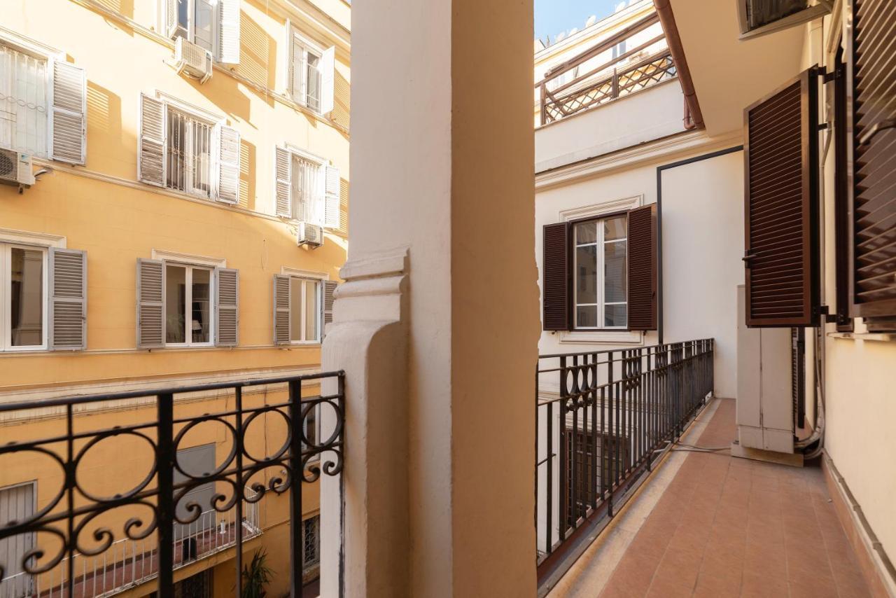 Residence Borgognoni Apartments Roma Dış mekan fotoğraf