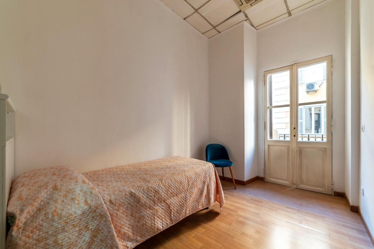 Residence Borgognoni Apartments Roma Dış mekan fotoğraf