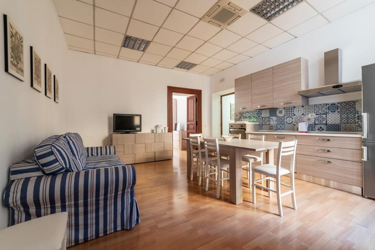 Residence Borgognoni Apartments Roma Dış mekan fotoğraf