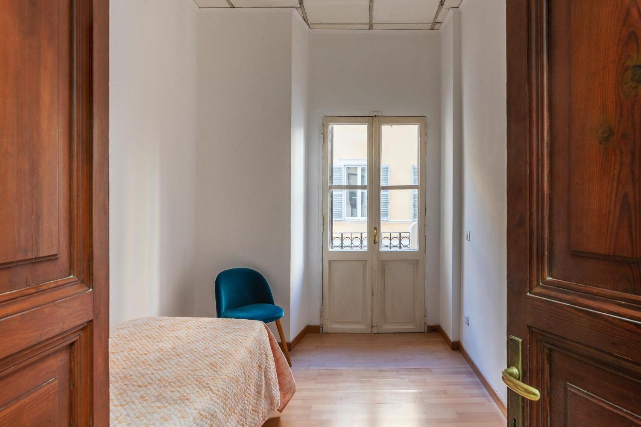 Residence Borgognoni Apartments Roma Dış mekan fotoğraf