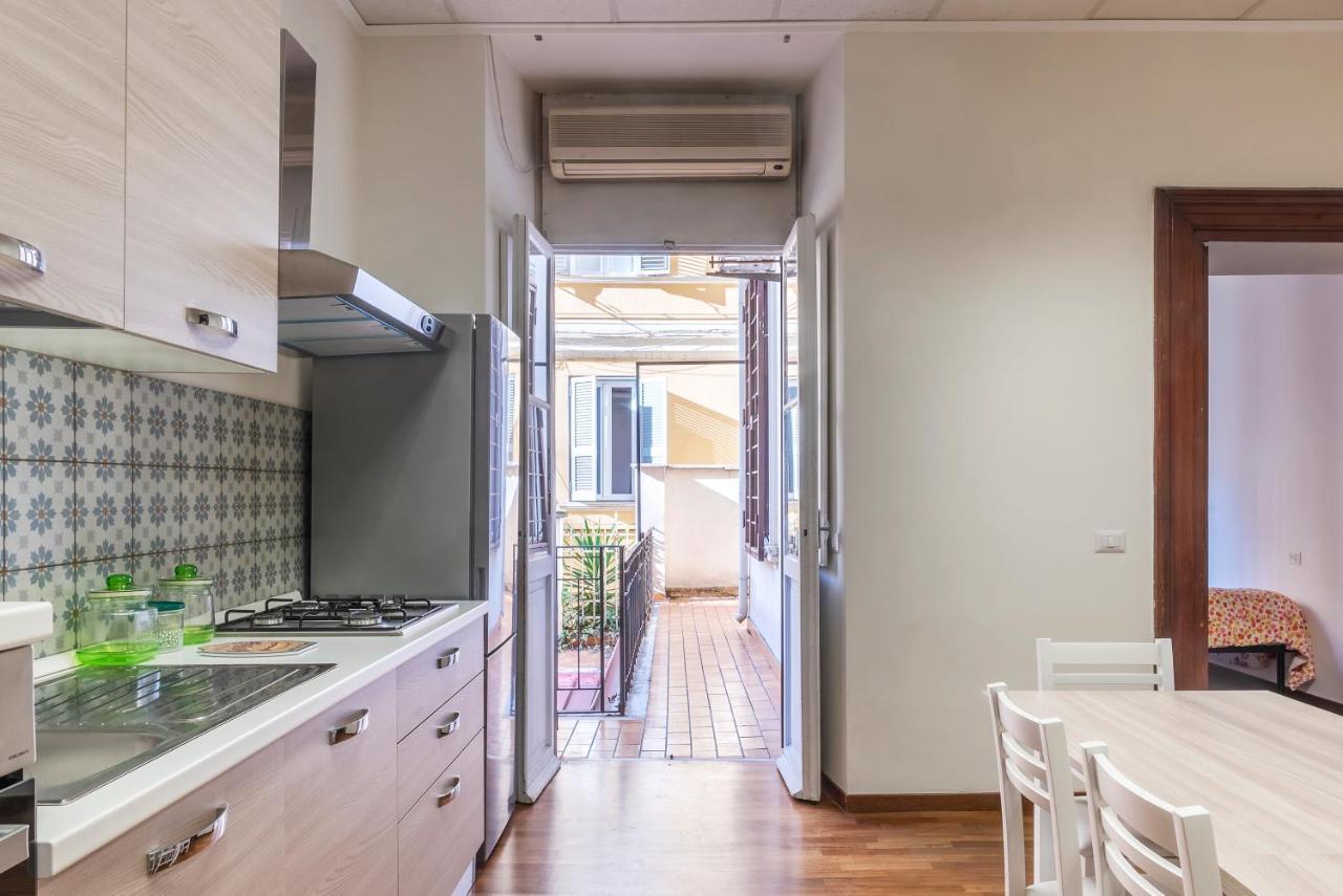 Residence Borgognoni Apartments Roma Dış mekan fotoğraf
