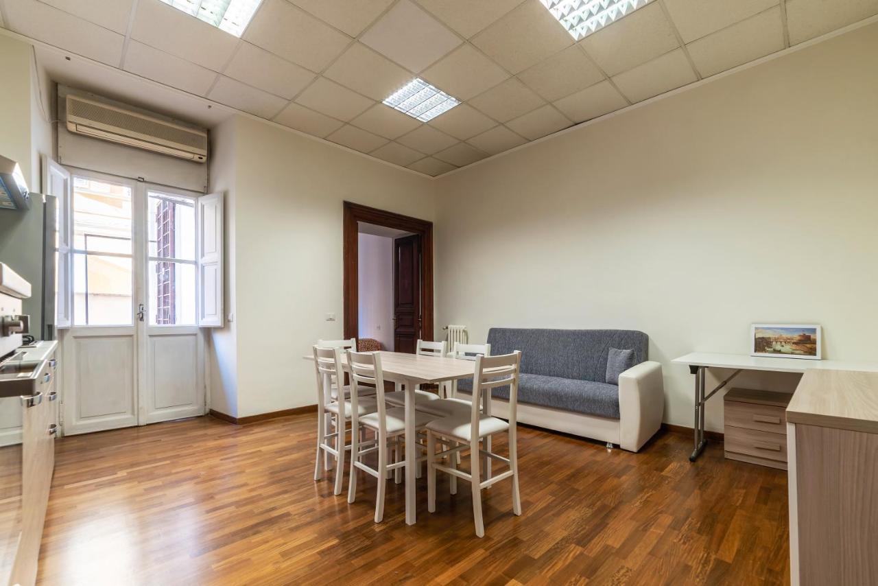 Residence Borgognoni Apartments Roma Dış mekan fotoğraf