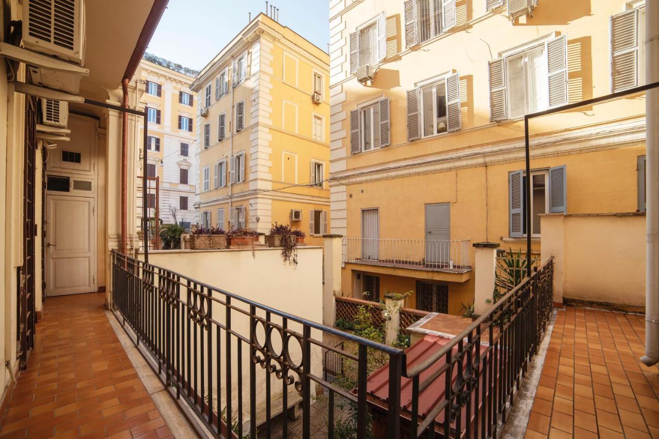 Residence Borgognoni Apartments Roma Dış mekan fotoğraf