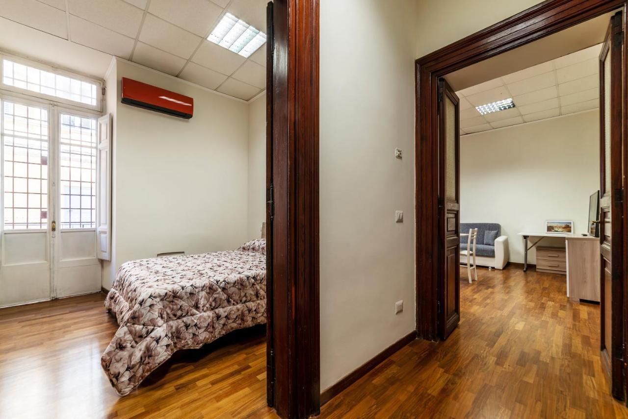 Residence Borgognoni Apartments Roma Dış mekan fotoğraf