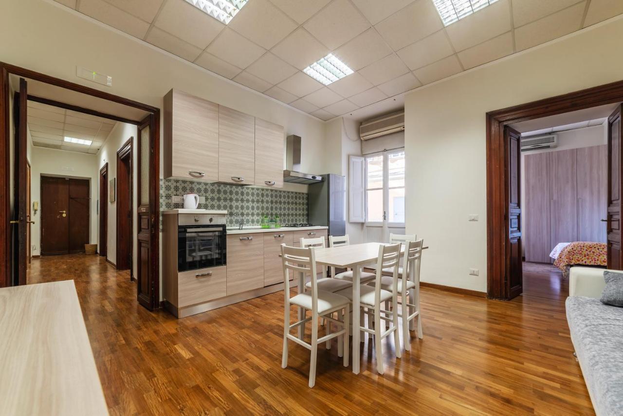 Residence Borgognoni Apartments Roma Dış mekan fotoğraf